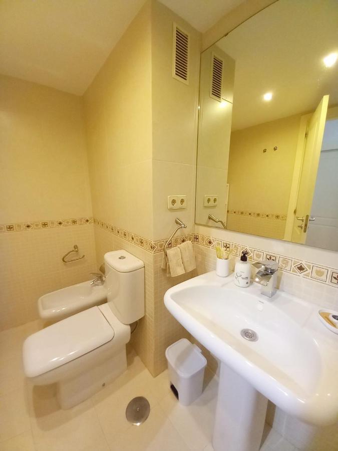 Calido Apartamento Con Gran Terraza Y Vistas A 600 Metros Del Mar Benalmadena Luaran gambar