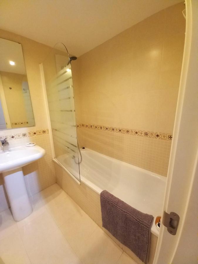 Calido Apartamento Con Gran Terraza Y Vistas A 600 Metros Del Mar Benalmadena Luaran gambar