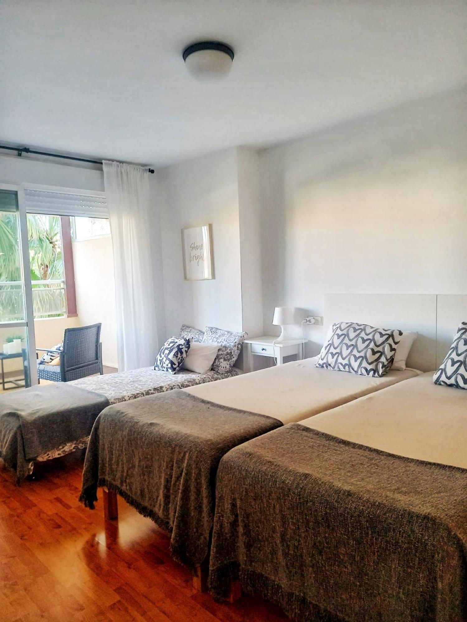 Calido Apartamento Con Gran Terraza Y Vistas A 600 Metros Del Mar Benalmadena Luaran gambar