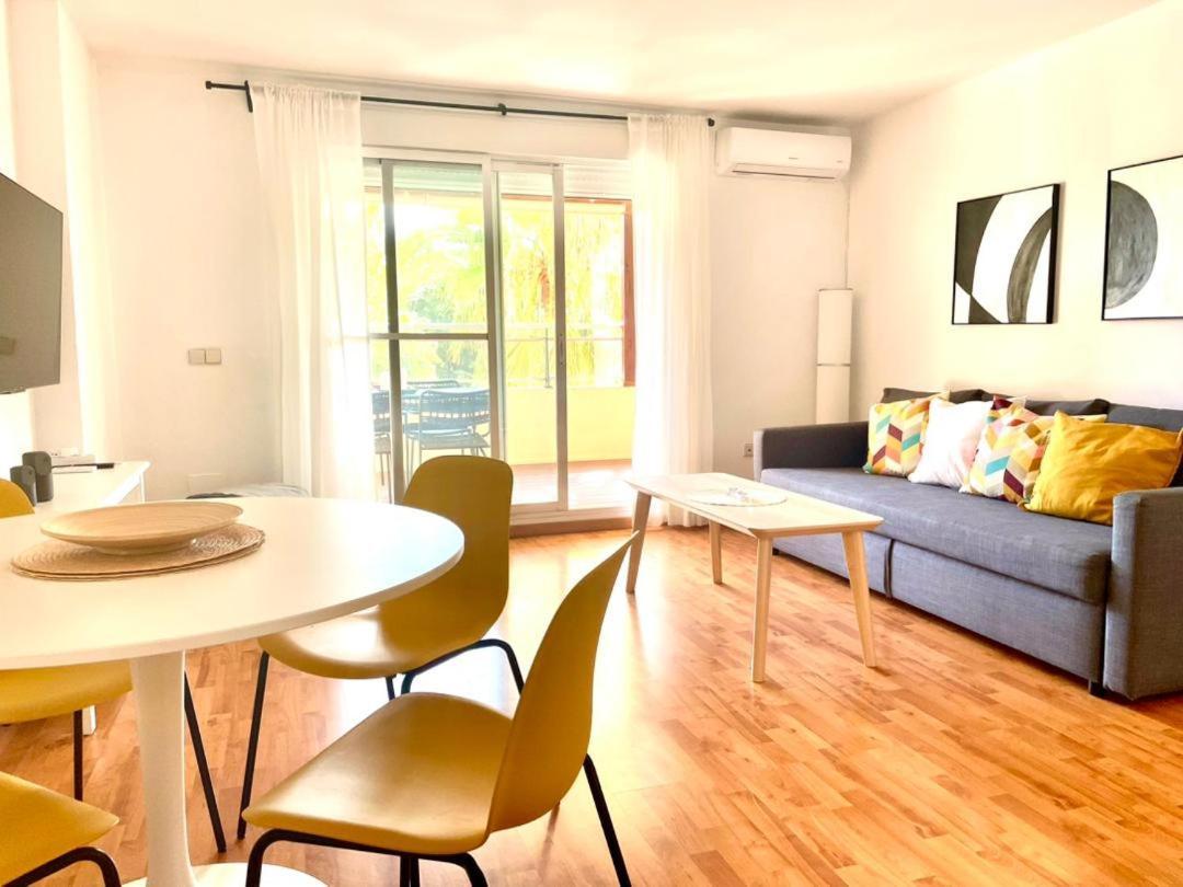 Calido Apartamento Con Gran Terraza Y Vistas A 600 Metros Del Mar Benalmadena Luaran gambar