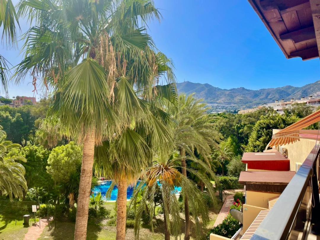 Calido Apartamento Con Gran Terraza Y Vistas A 600 Metros Del Mar Benalmadena Luaran gambar