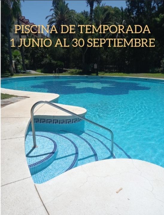 Calido Apartamento Con Gran Terraza Y Vistas A 600 Metros Del Mar Benalmadena Luaran gambar
